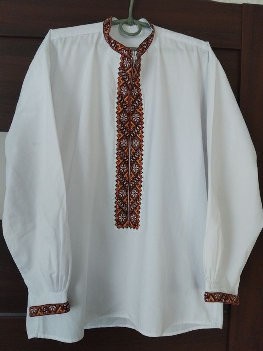 Вишиванка для підлітка, ручна робота 146 розмір