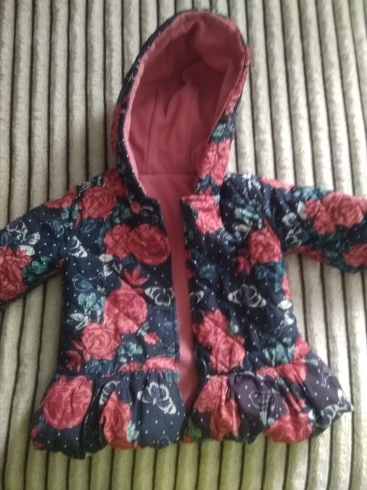 Весняна куртка для дівчинки