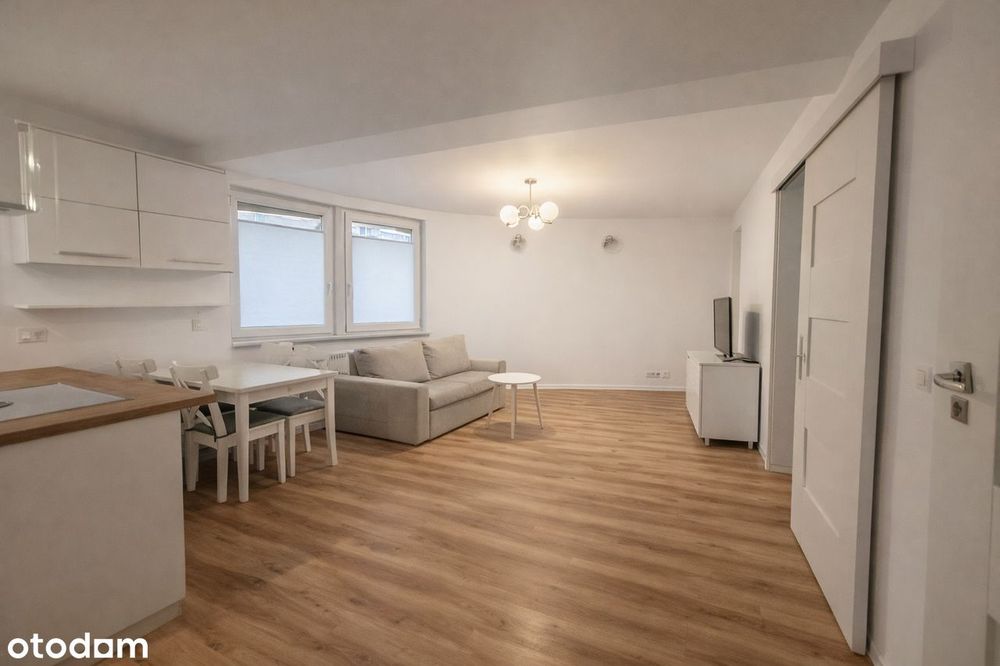 Komfortowe 2 pokoje z tarasem i ogródkiem/ Rezerwacja do 3.01.2026