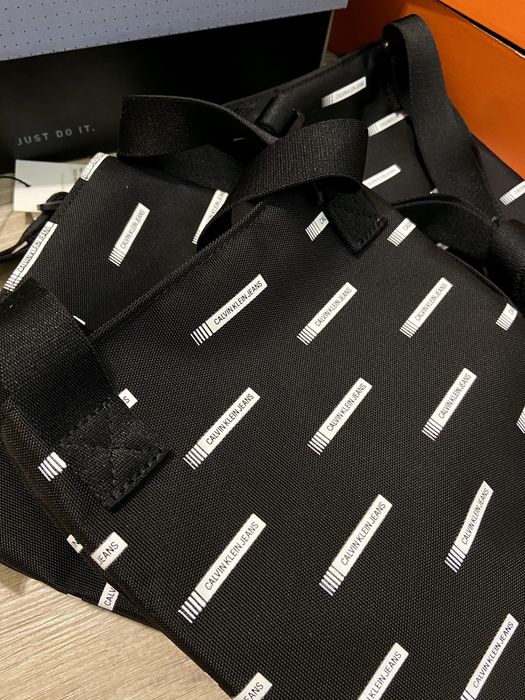 Продам Calvin Klein Bag