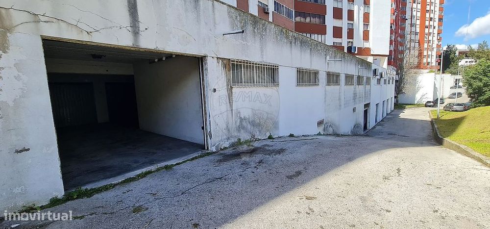 Garagem  para arrendamento