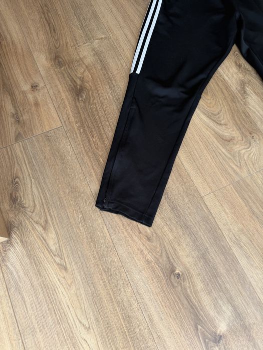 Чоловічі спортивні штани adidas ( розмір L)