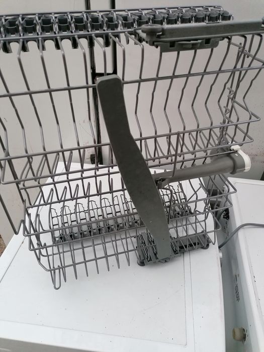 Cesto superior de máquina de lavar louça AEG