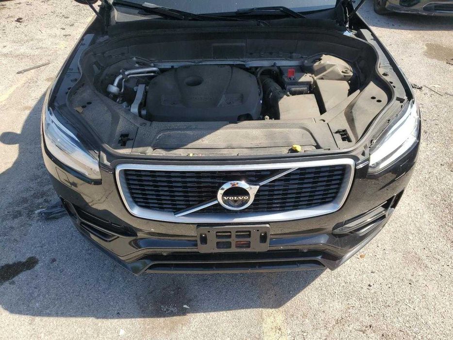 Volvo Xc90 T6 R-Design 2019 .