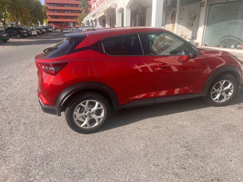 Nissan Juke vermelho como novo