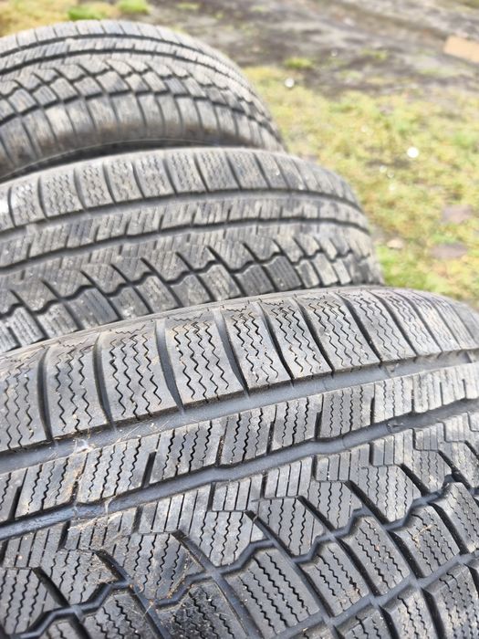 Sprzedam felgi z oponami Zeetex