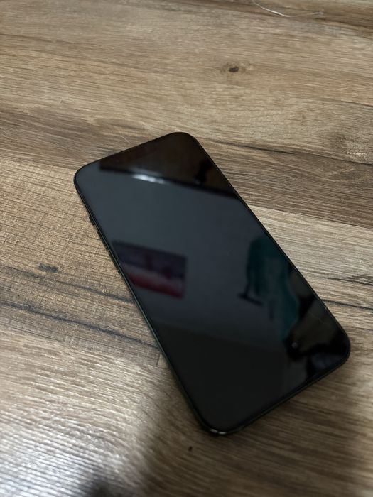 Продам Iphone 13 128гб