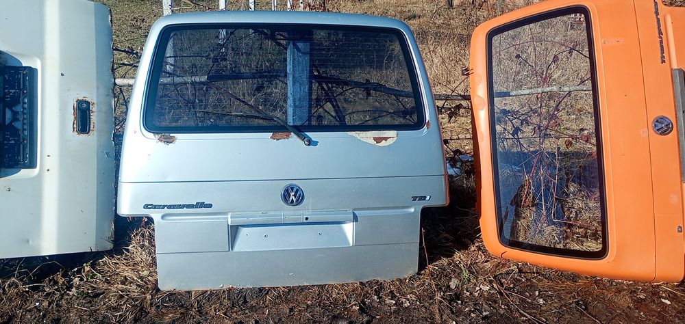 Ляда Т4-Т5 задня дверь кришка