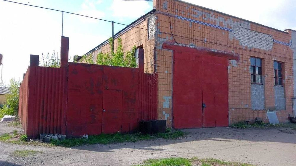 Продається нерухомість в місті Сарни, Рівненська область.