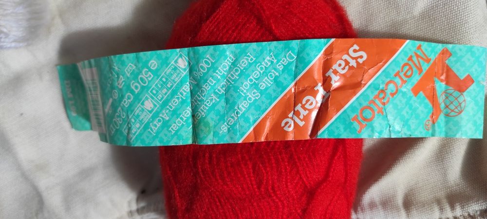 Нити для вязания новые