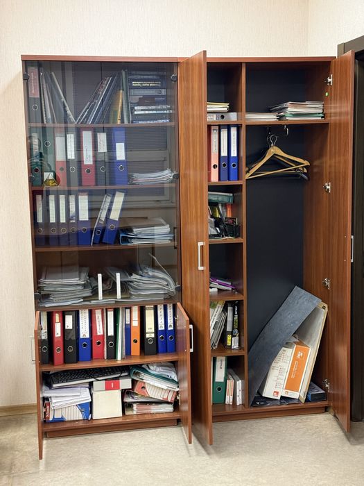 Два шкафа 82 и 90 ширина 45 глубина 210 высота