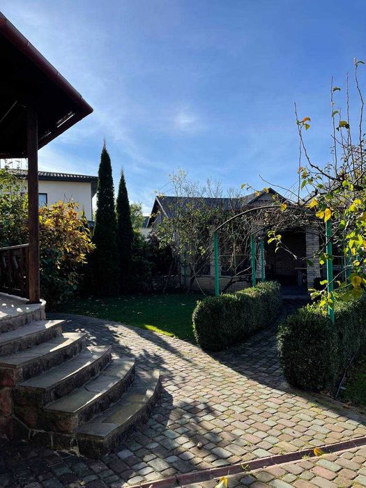 Будинок м. Тернопіль. Затишний будинок і ділянка 10 сот.