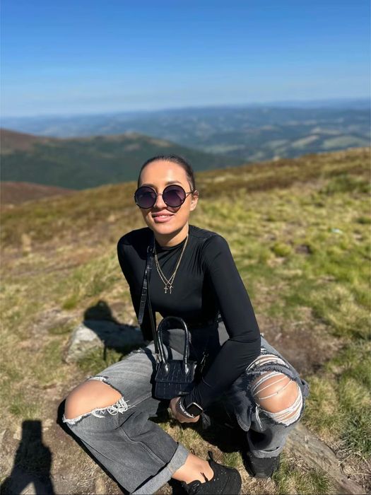 Шикарні джинси від Bershka S-M