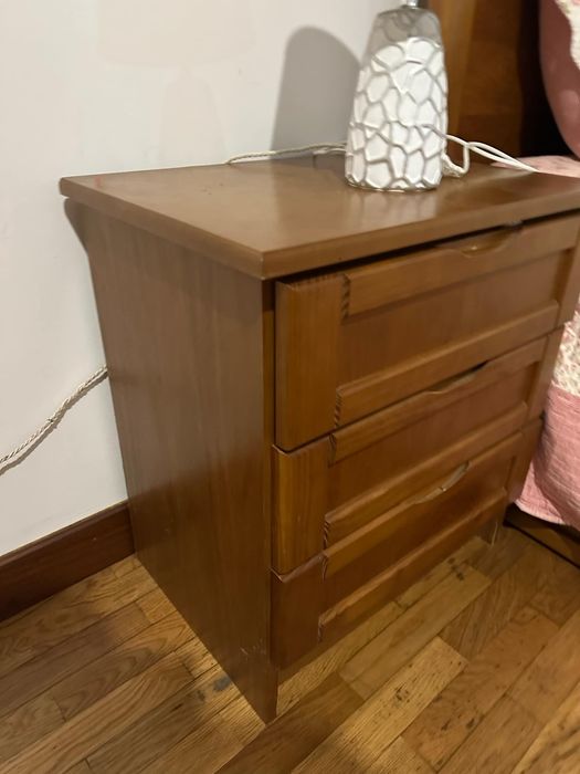 Cama solteiro bom estado