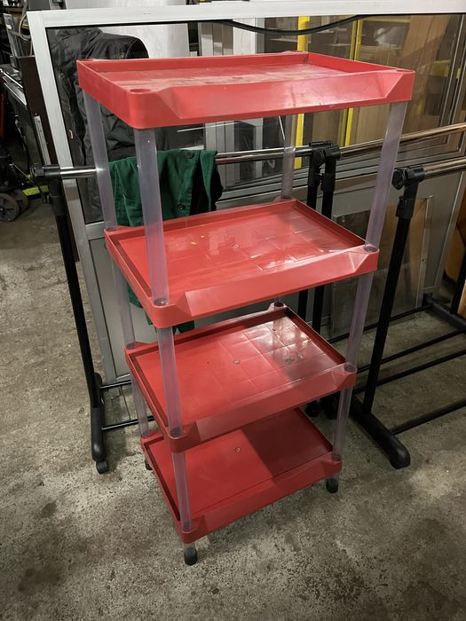 Estante em plástico 4 prateleiras