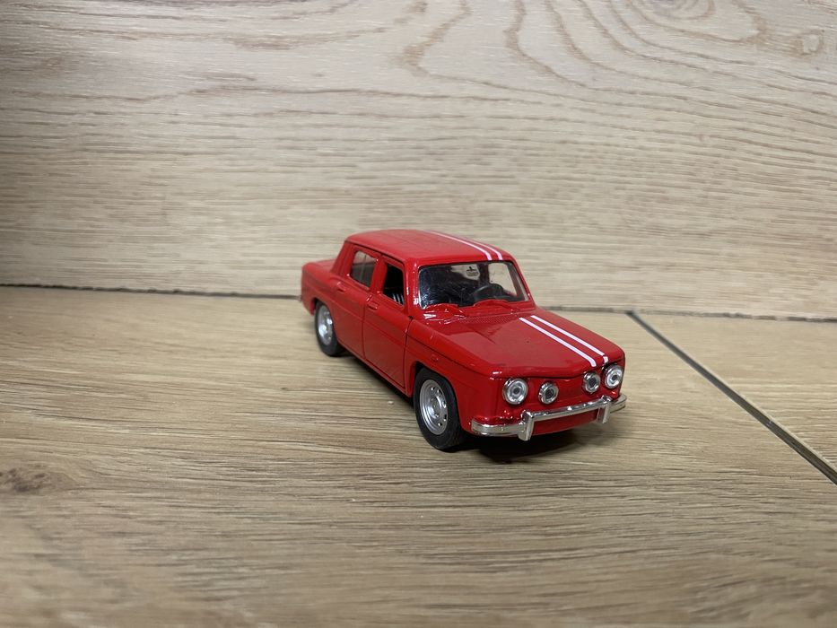 Welly Renault R8 1:34