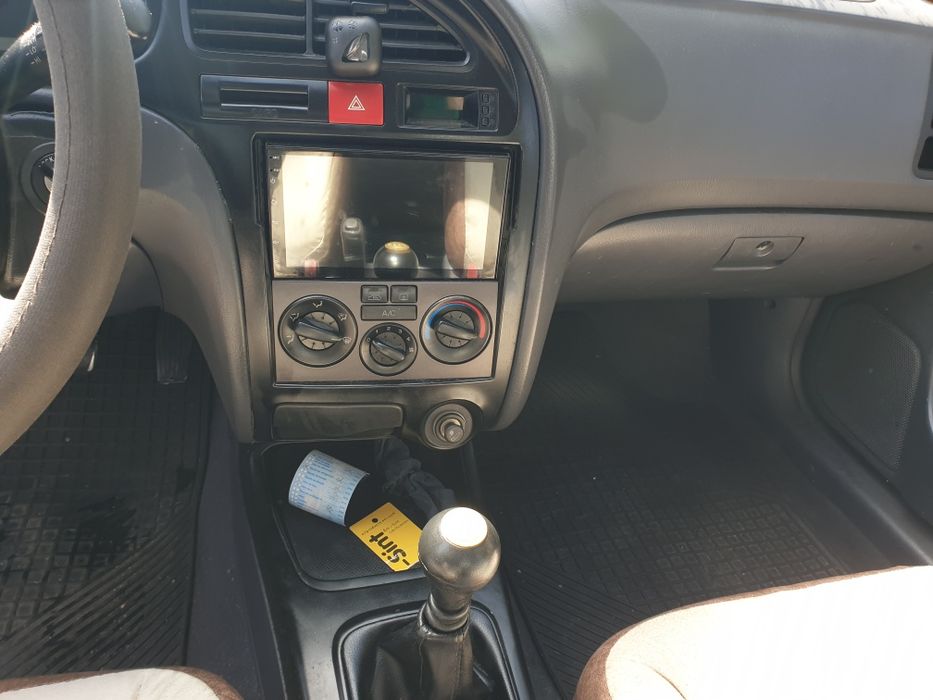 Hiunday elantra 2001