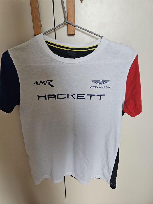 As t-shirts estão em bom estado.