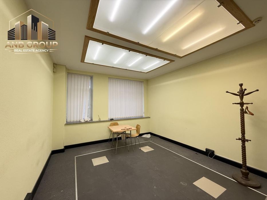 Без% Аренда целого здания на Печерске 1860м2, ул.Тютюнныка