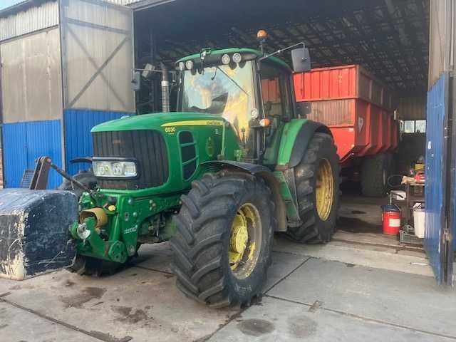 John Deere 6930 Premium TUR, przedni WOM, 2007r.
