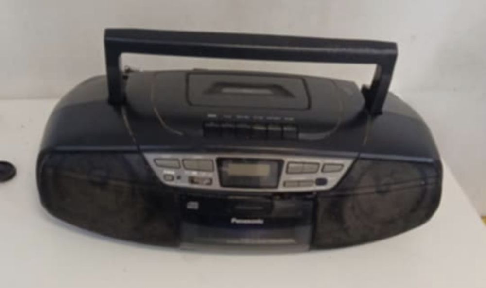Бумбокс Panasonic RX-DS17
