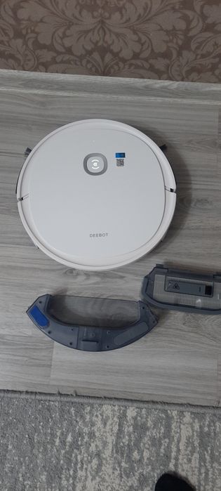 Робот-пилосос debot U2 ecovacs