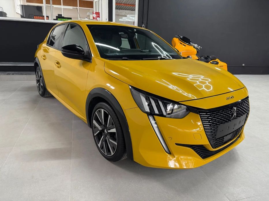 Peugeot 208 1.2 PureTech GT Line EAT8