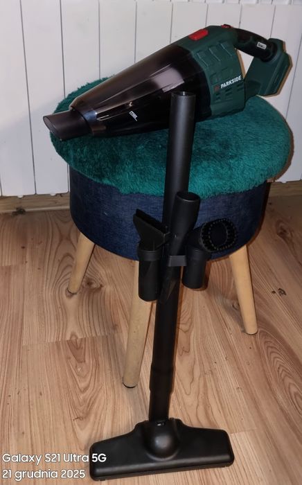 Zamienię  akumulatorowy odkurzacz Parkside