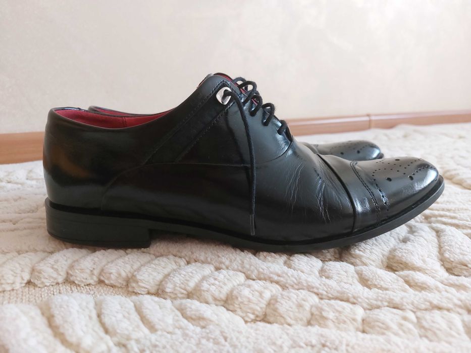 Туфлі чолрвічі 40 розмір