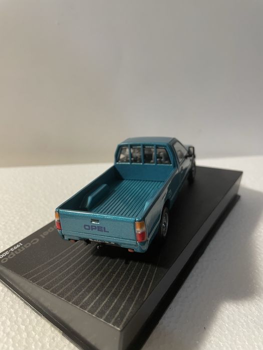 Opel Campo miniatura escala 1:43