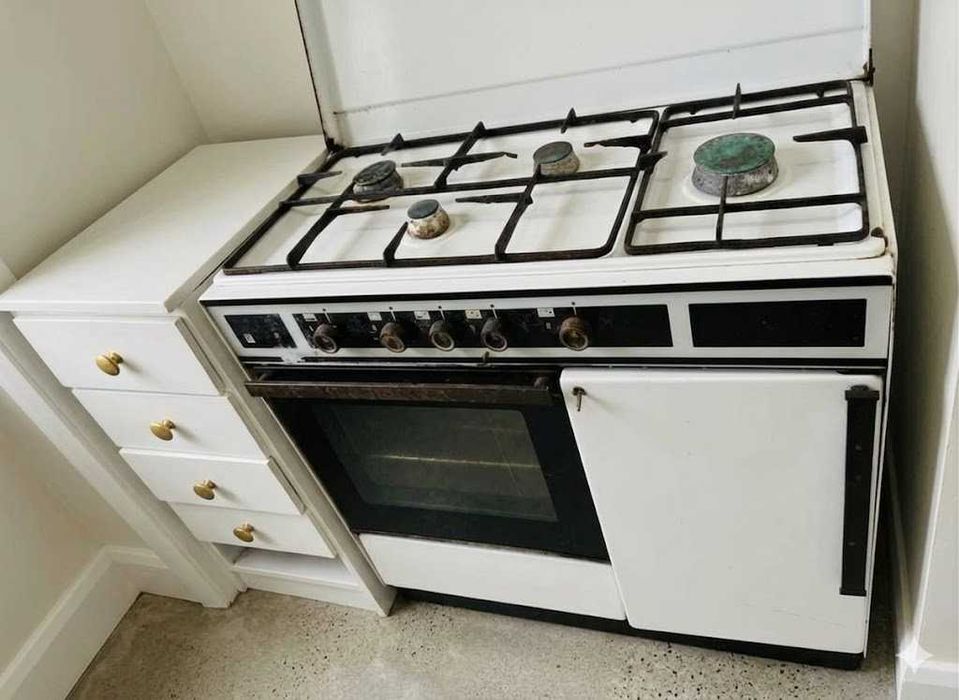 Fogão a Gás com Forno