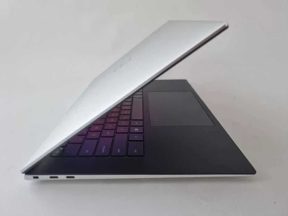 Dell XPS 9510 I7 11800H/RTX 3050TI/RAM 16GB/SSD 512GB/WIN 11
