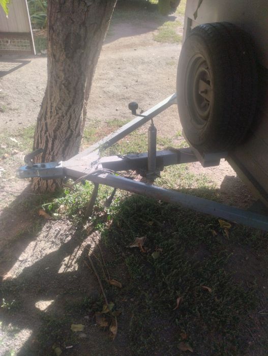 Продам прицеп на авто