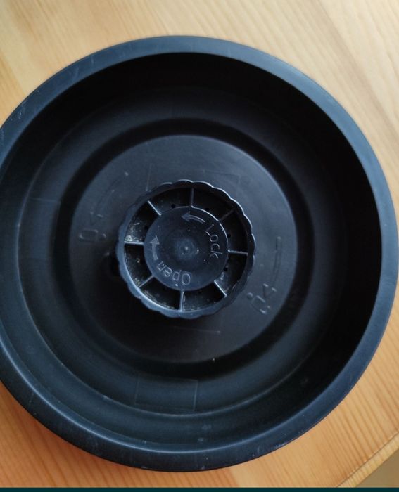 Blender kielichowy BEKO TBV8106BX (próżniowy)