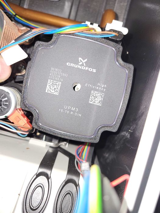 Piec gazowy kondensacyjny SAUNIER DUVAL, AWB, Vaillant