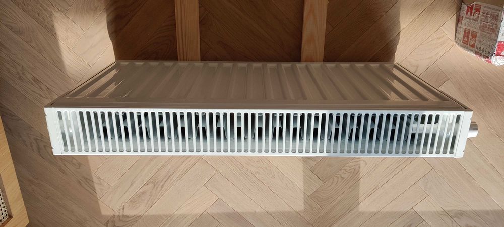 Nowy grzejnik IDMAR CV22 400x800 moc 1003W