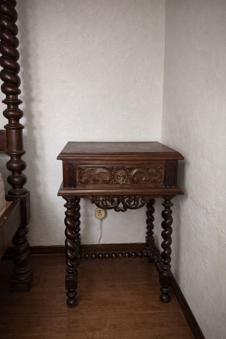 Quarto Completo Antigo