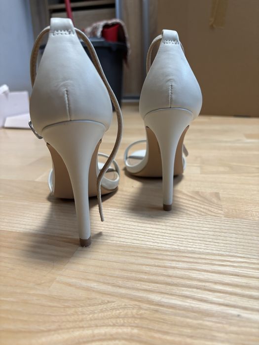 Sandały na szpilce Steve Madden