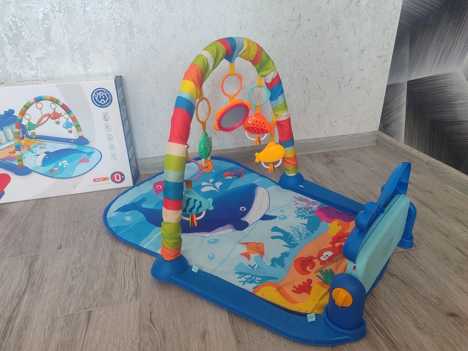 Продам развивающий игровой коврик Huanger