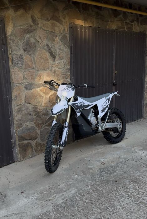 Stark varg ex 2025 Офіційний stark varg