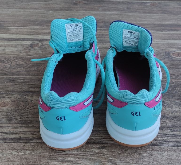 Кросівки волейбольні Asics gel upcourt gs. Розмір 35,5