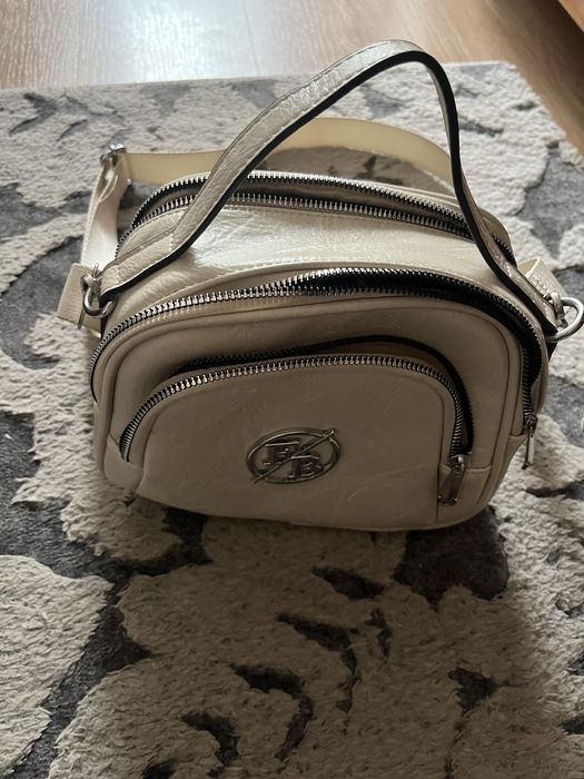 Torebka damska kremowa NOWA