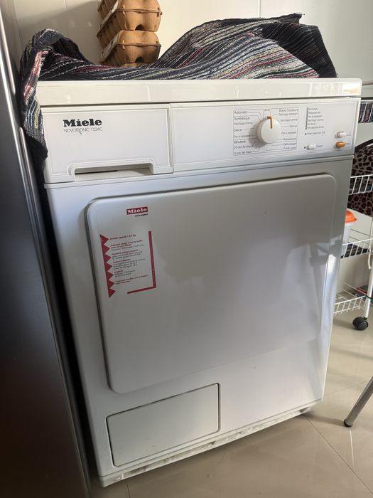 Secador de Roupa Miele Novotronic T234C