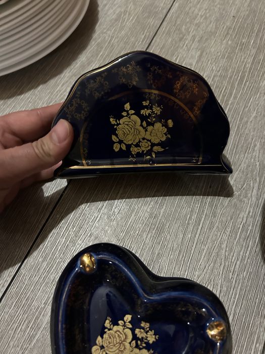 Конфетница , пепелница , салфетница