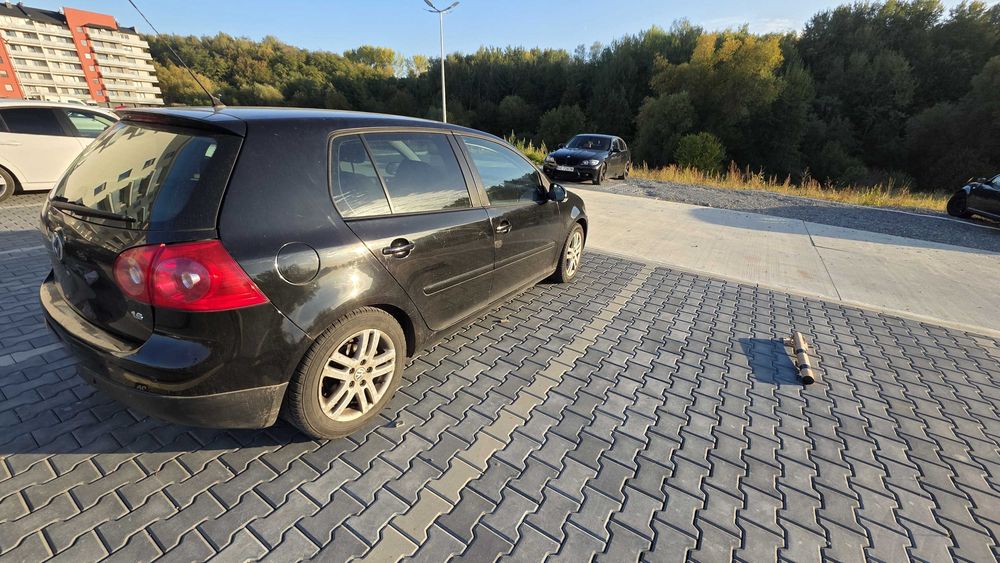Golf V 2007 r.  z gazem