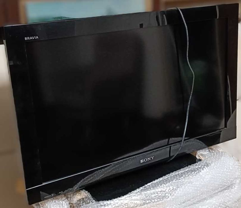 Televisão - Sony Brava - 36 polegadas