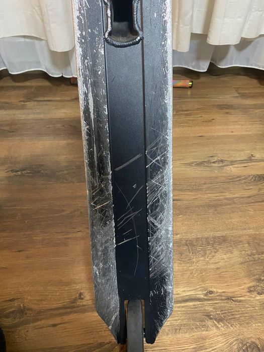 Трюковий самокат OTTER H11 Neochrome-  середнього рівня