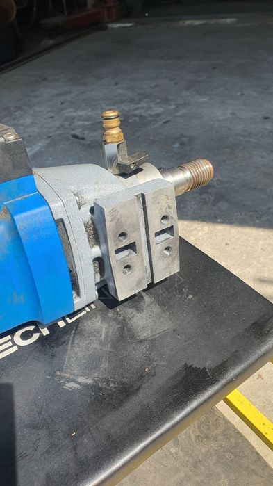 Wiertnica do przewiertów w betonie.Norton 230V