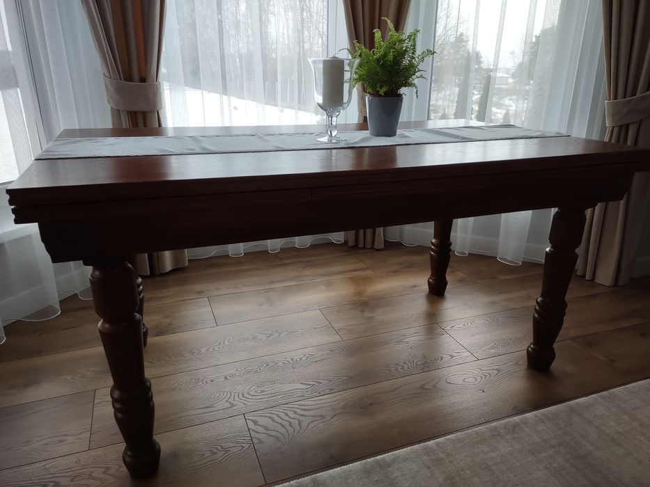 Stół dębowy do jadalni rozkładany