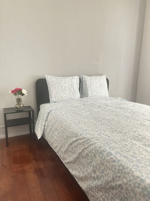 Quarto para casal com casa de banho privativa